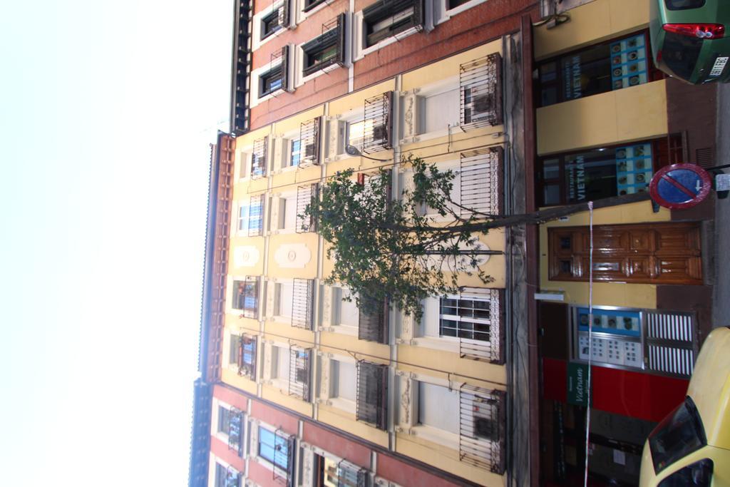 Madrid Gran Via, Behap Apartments Bagian luar foto