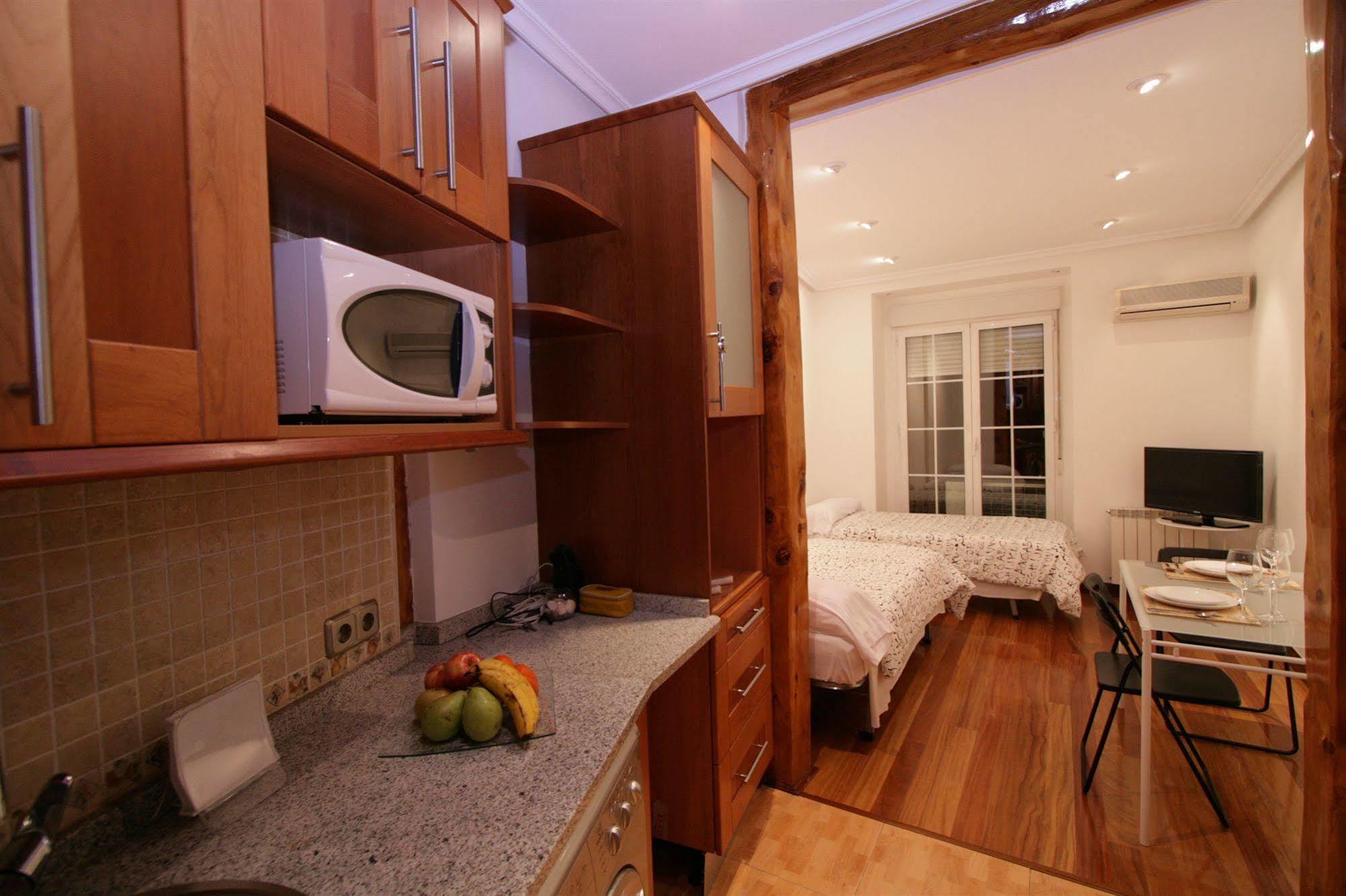 Madrid Gran Via, Behap Apartments Bagian luar foto