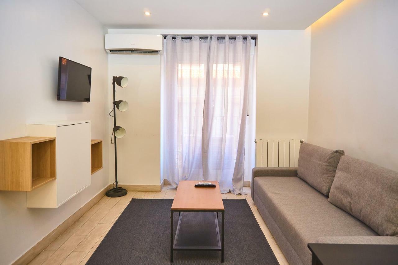 Madrid Gran Via, Behap Apartments Bagian luar foto
