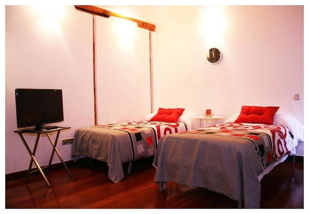 Madrid Gran Via, Behap Apartments Bagian luar foto